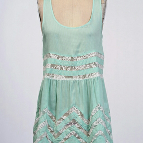 Violi dress - Picture 3 of 4