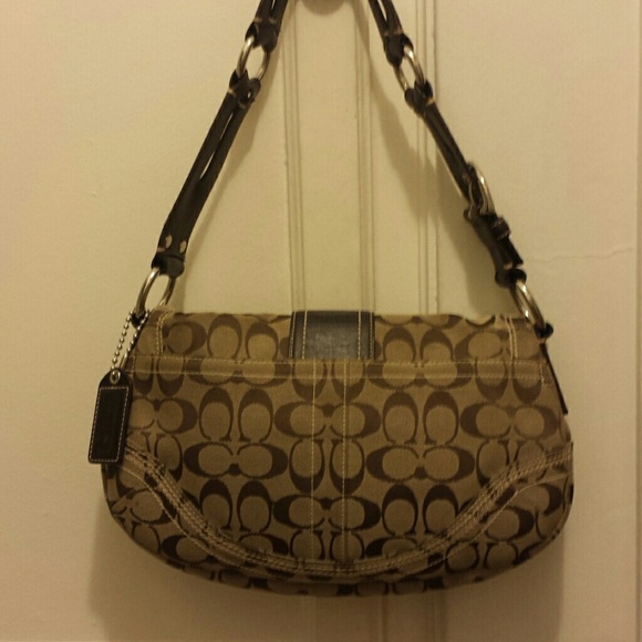 Coach Purse - Picture 4 of 4