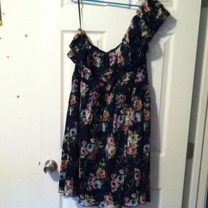 TORRID FLORAL PRINT