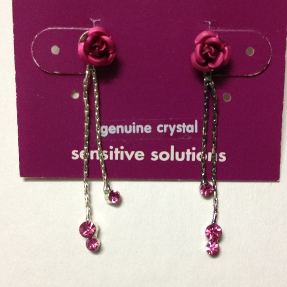 NWT Claire's Red Rose Genuine Crystal Earrings