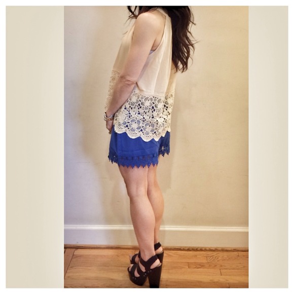 Cobalt blue crochet trim shorts - Picture 3 of 4