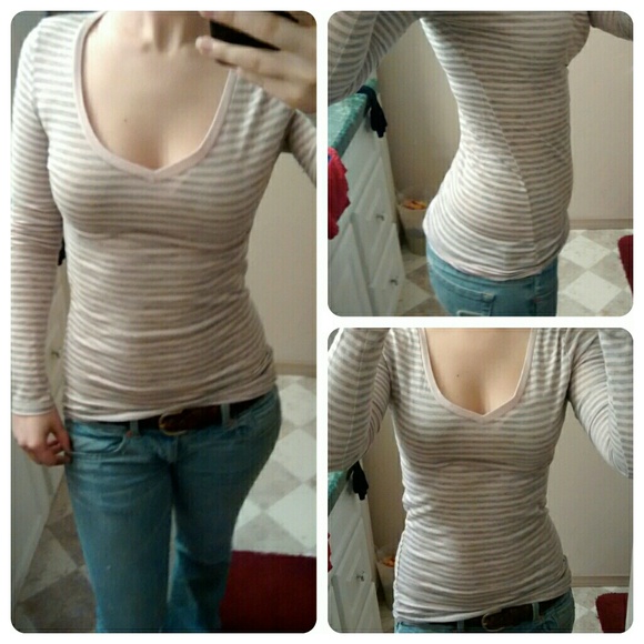 ~BUNDLE~ 3 Long Sleeve Tops - Picture 2 of 4