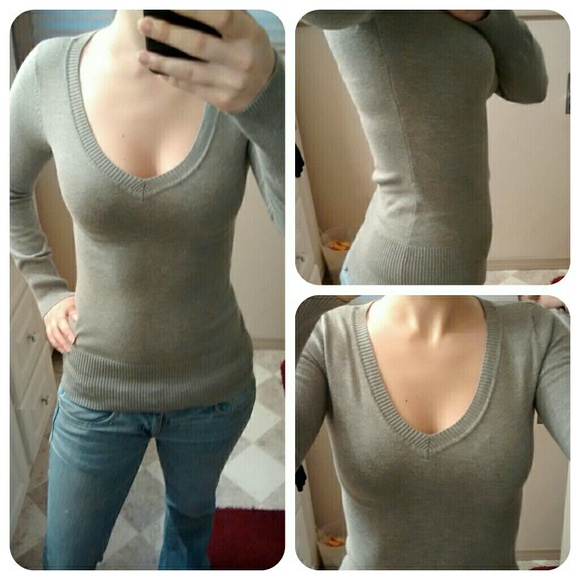 ~BUNDLE~ 3 Long Sleeve Tops - Picture 3 of 4