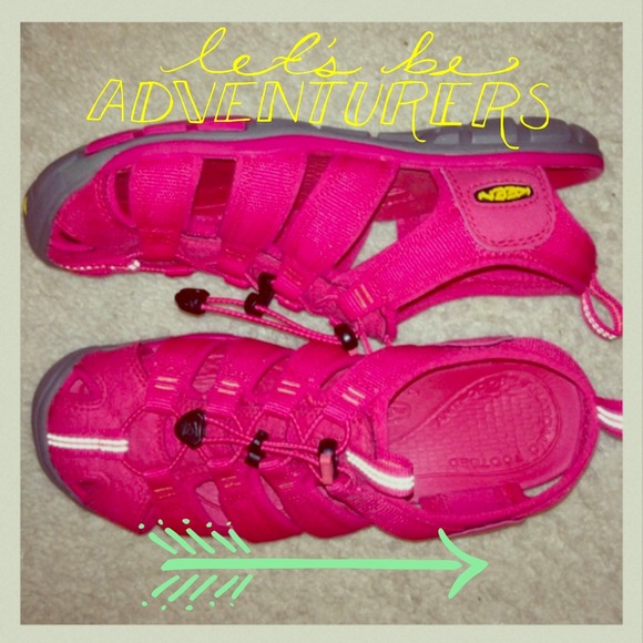 Keen Summer Sandals never worn