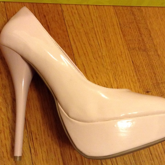 Baby pink pumps - Picture 3 of 4