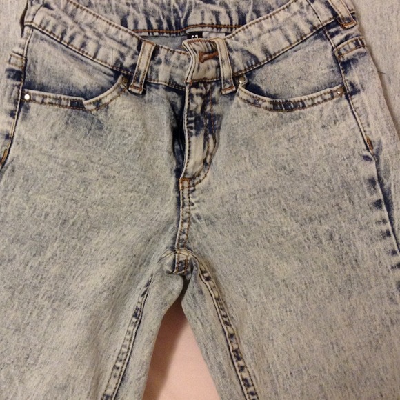 Acid wash skinny jeans - Picture 2 of 3