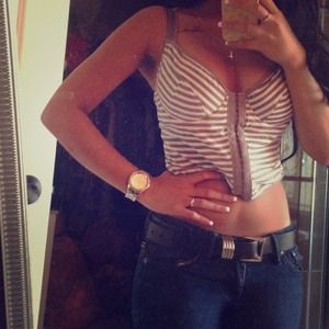 ❌***SOLD***❌Striped cropped top