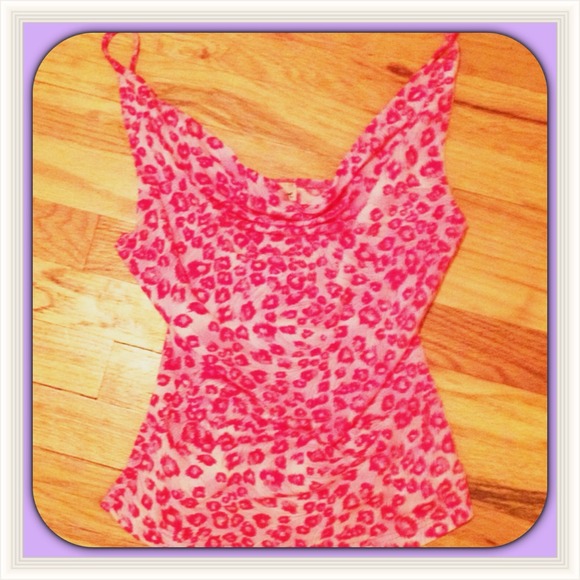 Cheta pattern pink top - Picture 3 of 3