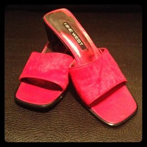 Nine West ♨️Red Hot ♨️Open Toe Mules