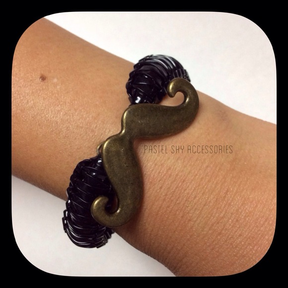 MUSTACHE π¨π» bracelet - Picture 2 of 2