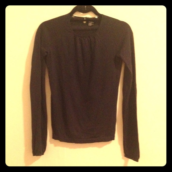 Theory long sleeve knit silk/cotton tee in navy!