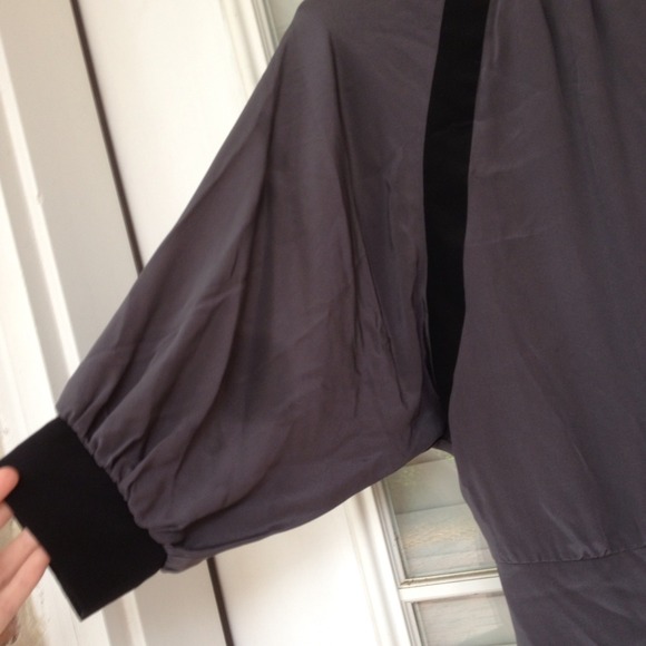 🎉HOST PICK!🎈Black Halo Top - Picture 3 of 4