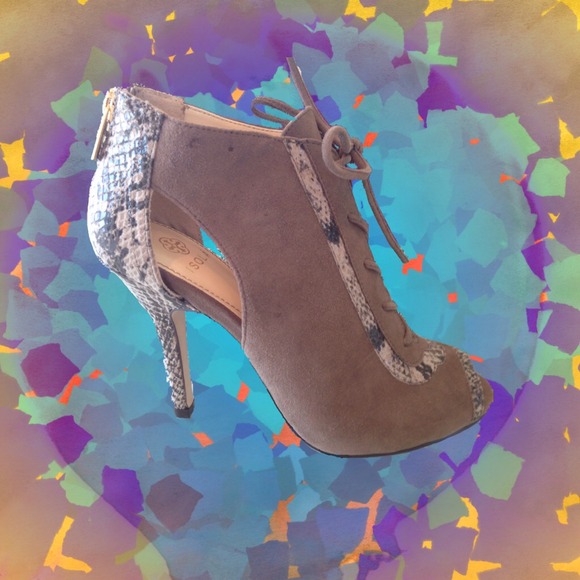 Brea ankle boot