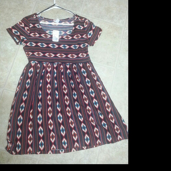 Dress - Picture 3 of 3