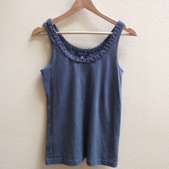 Banana Republic || blouse - Picture 2 of 4