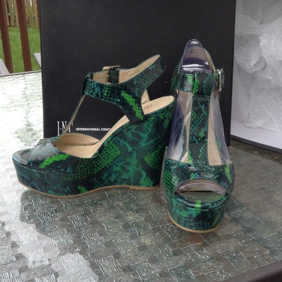 🔴SOLD🔴 - Picture 3 of 4