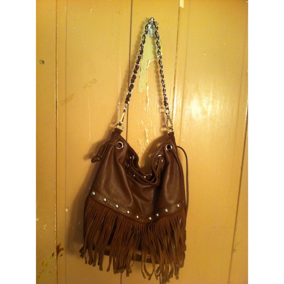 ✨SOLD✨Brown And Gold Chain Fringe Bag