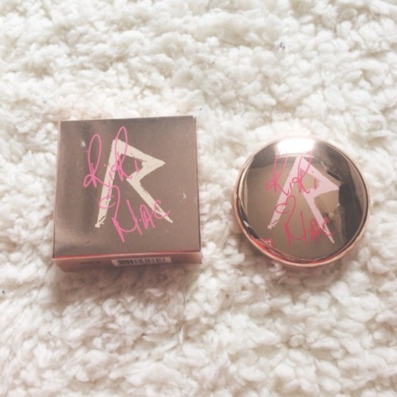 MAC Other - NEW MAC LE RiRi Blush Duo // Hibiscus Kiss