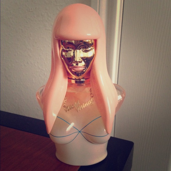 Nicki Minaj Perfume!