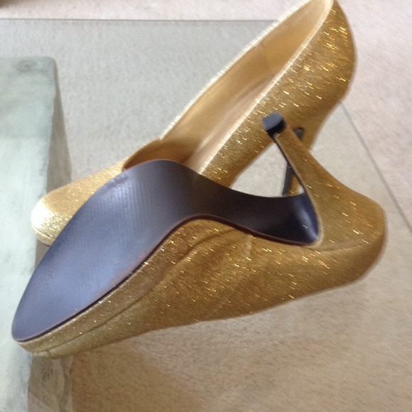 Shoes - Picture 2 of 2