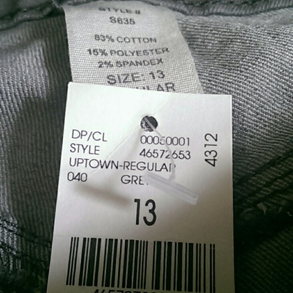NWT Gray Skinny Jeans - Picture 2 of 3
