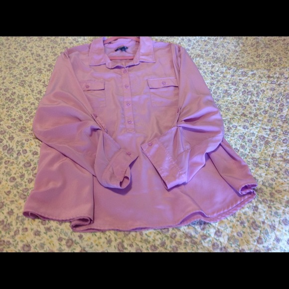 Light weight blouse❌SOLD ON VINTED❌