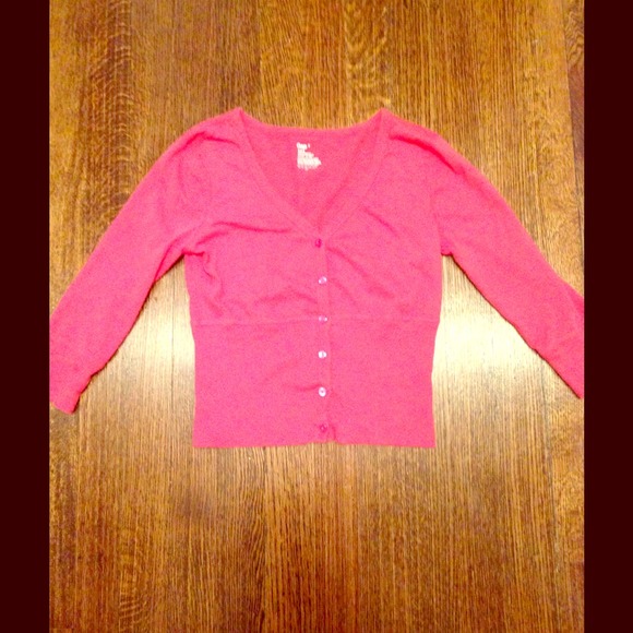 SOLD IN BUNDLE Adorable Cardigan