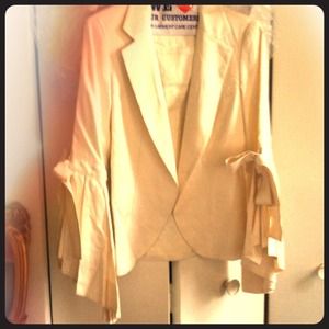 Silk blazer with bell sleeves and ribbon