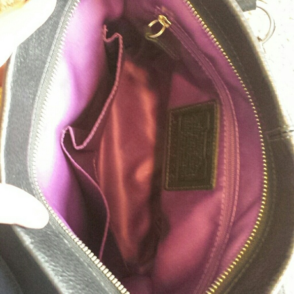 Coach leather purse - Picture 2 of 4