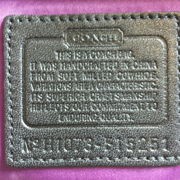 Coach leather purse - Picture 3 of 4