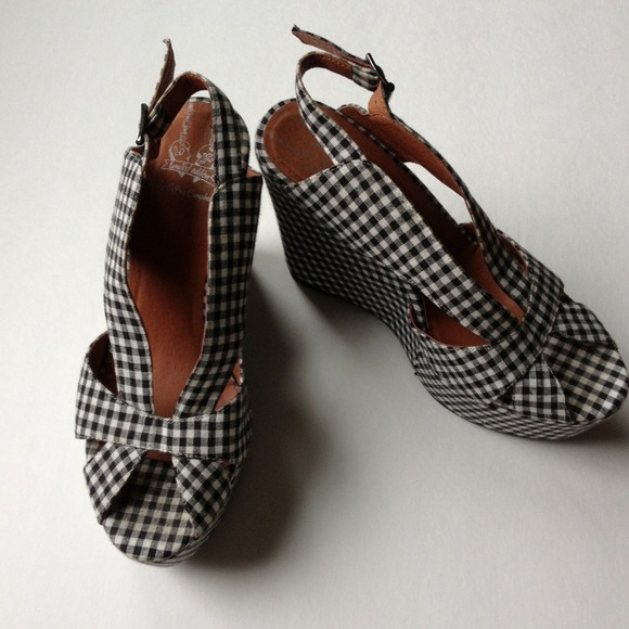 Jeffery Campbell limited edition sandals