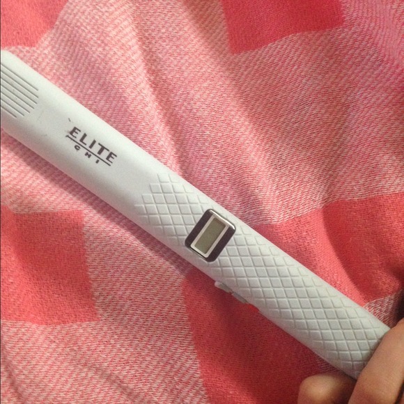 Straighteners - Picture 2 of 4