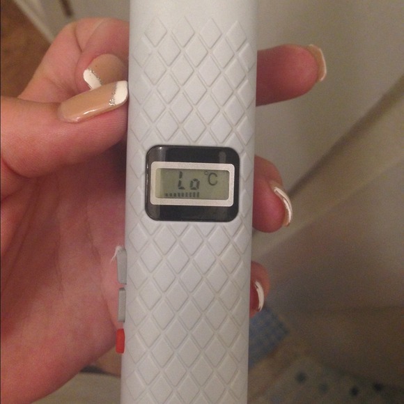 Straighteners - Picture 3 of 4