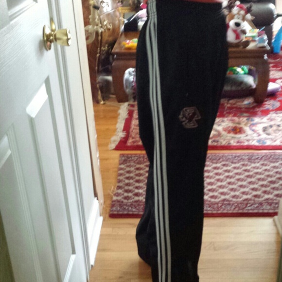 Adidas pants - Picture 4 of 4