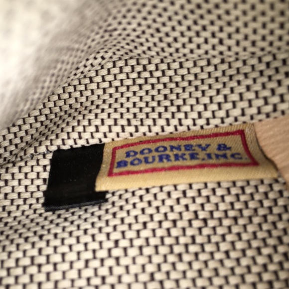 Lowered Pink Signature Dooney and Bourke - Picture 3 of 4