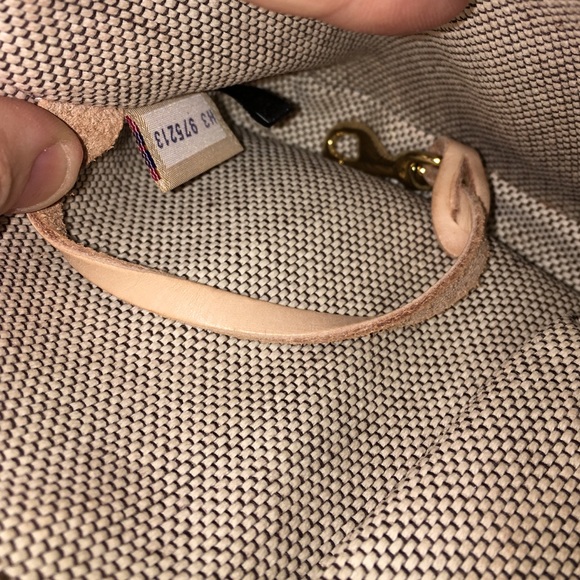 Lowered Pink Signature Dooney and Bourke - Picture 4 of 4