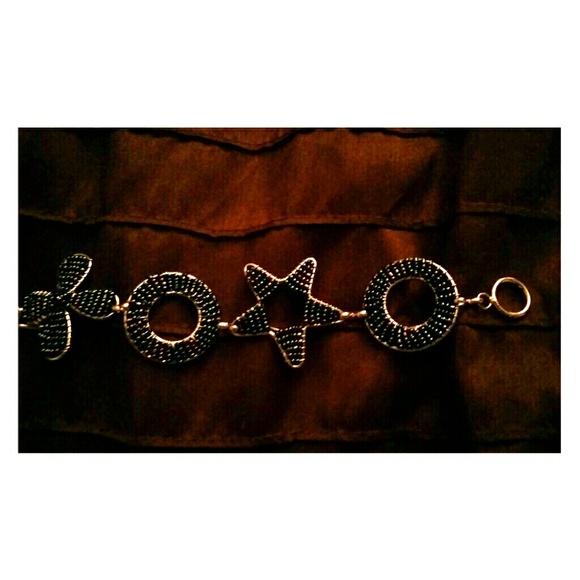 Bracelet - Picture 1 of 1