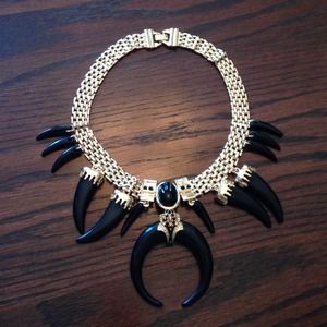 Tribal look choker..New