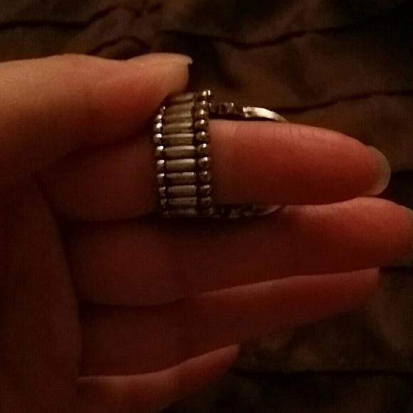 Ring - Picture 2 of 2