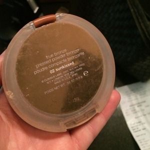 Clinique True Bronze 02 Sunkissed