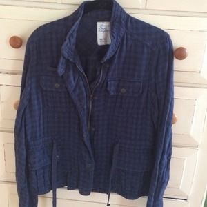 American Eagle zip up