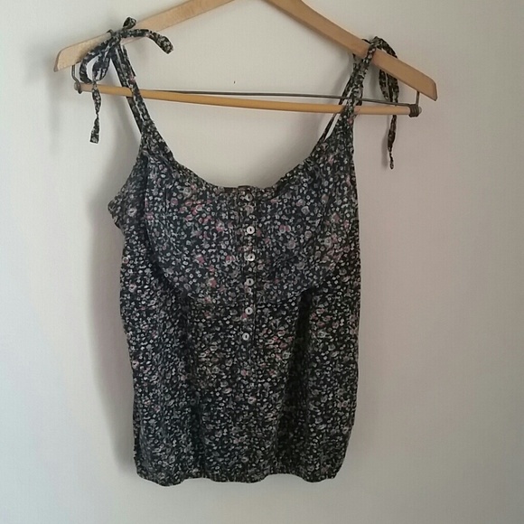 H & M floral tank top - Picture 1 of 3