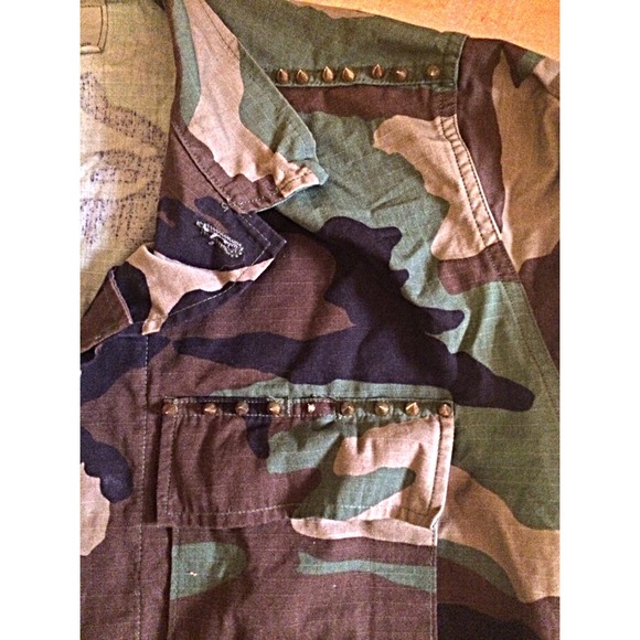 Customized camo jacket - Picture 3 of 3