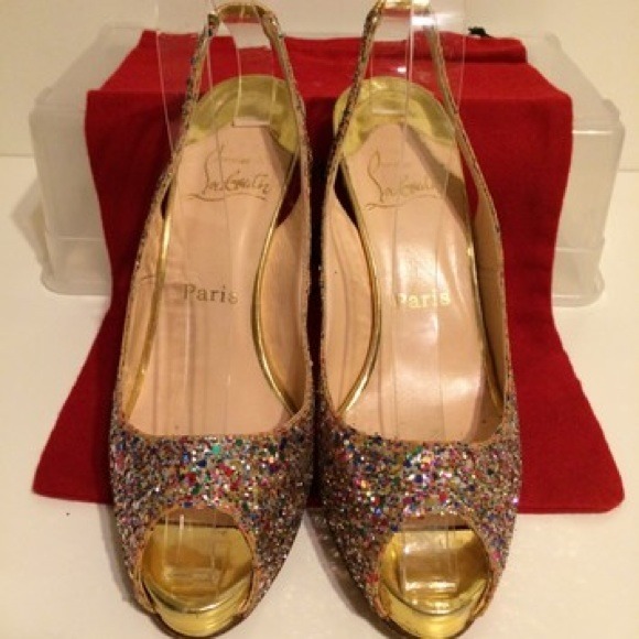 Brand:Christian Louboutin - Picture 1 of 3