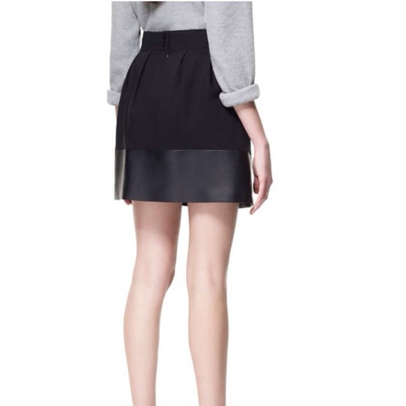 Zara black faux leather puffy combination skirt L - Picture 4 of 4