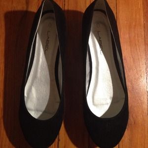 🎹 small wedge suede LIKE shoe🎹