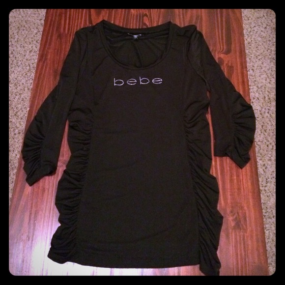 Bebe 3/4 length top