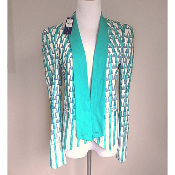 sOLD - Picture 2 of 3