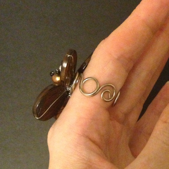 Anthro flower ring - Picture 2 of 3