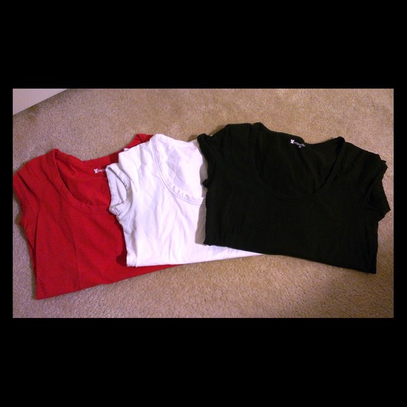 Reserved for @nolo Bundle of 3 Scoop Neck Tees